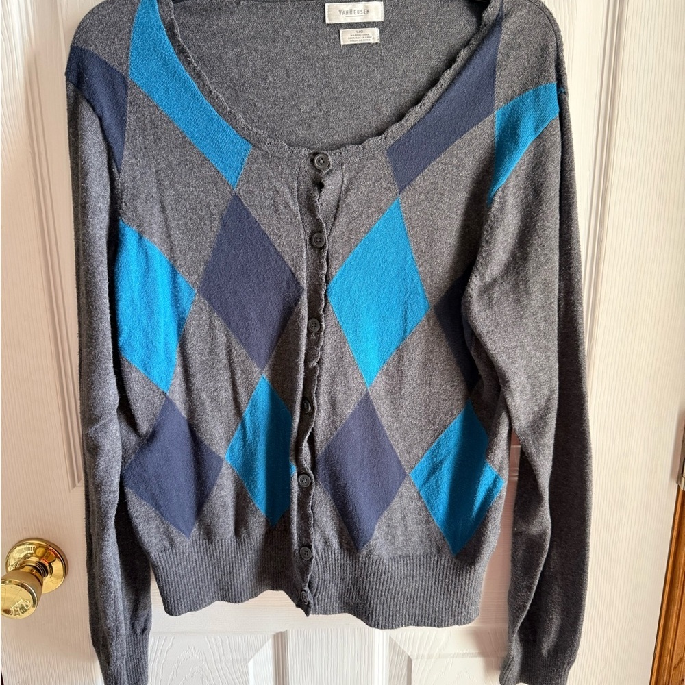 Women's Van Heusen Button Up Sweater Cardigan Gray and Blue Argyle Size LG